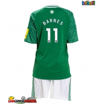 Camisa de Futebol Newcastle United Harvey Barnes #11 Equipamento Secundário Infantil 2025-26 Manga Curta (+ Calças curtas)